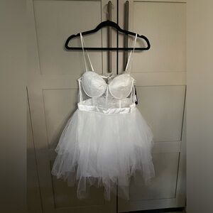 Lace bridal dress never worn